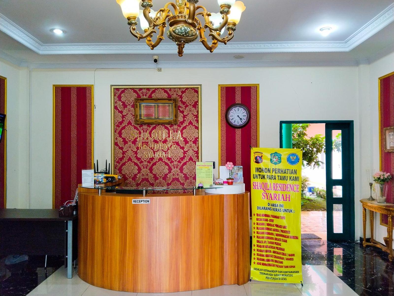 Grand Shaqilla Syariah Hotel Deli Tua Exterior photo